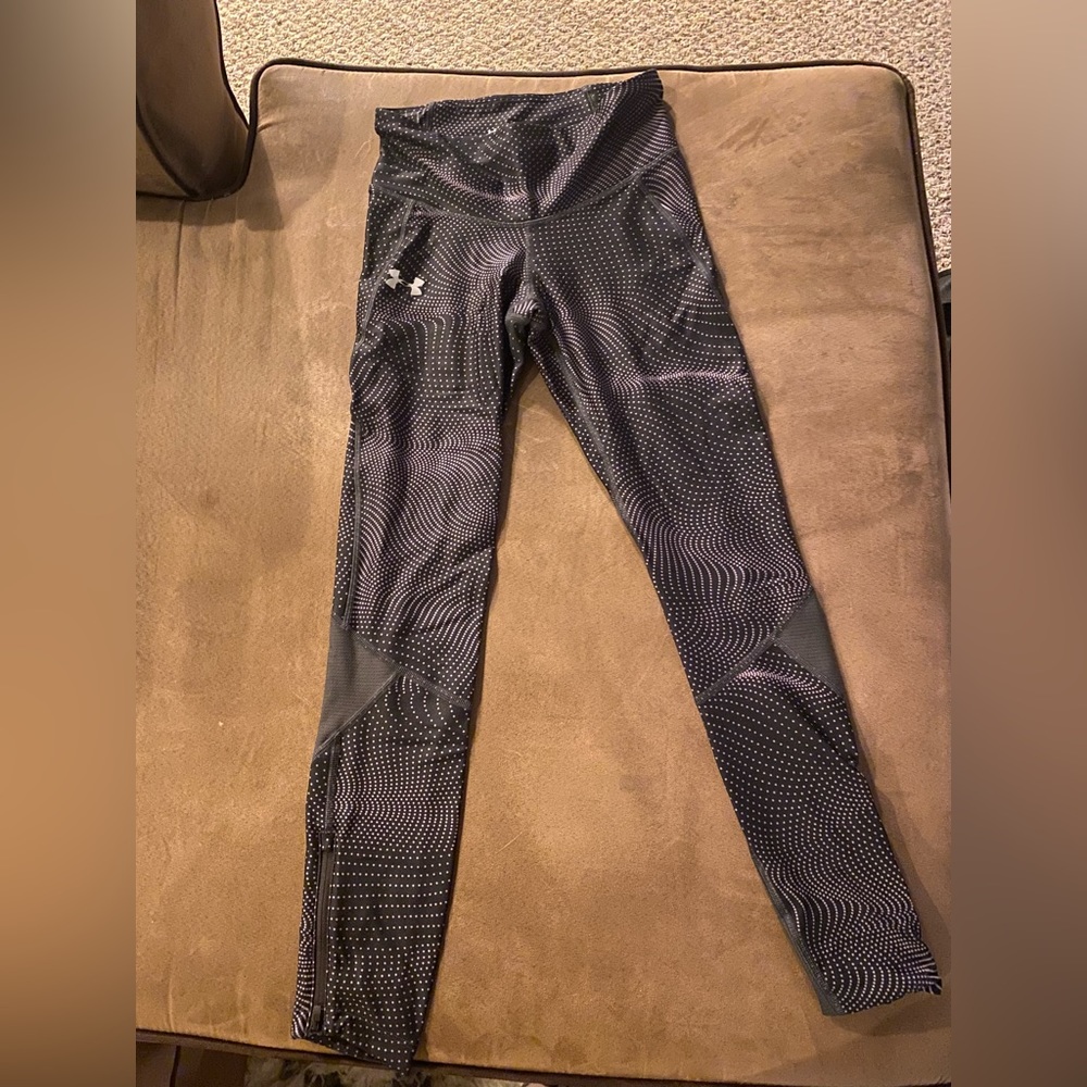 Women’s Small Under Armour running leggings
